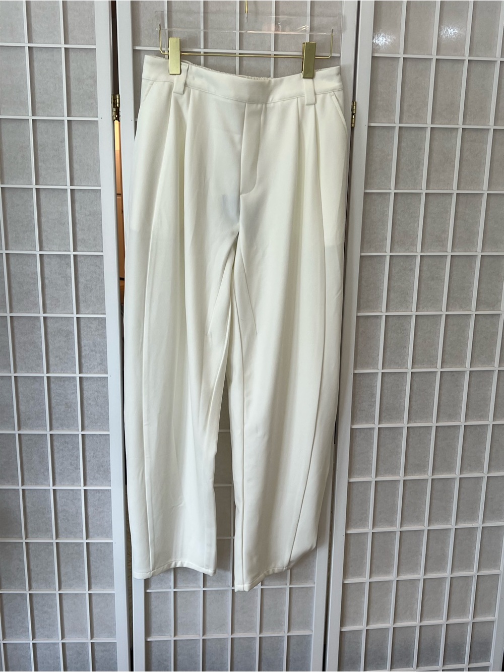 HALARA White Wide-Leg Trousers